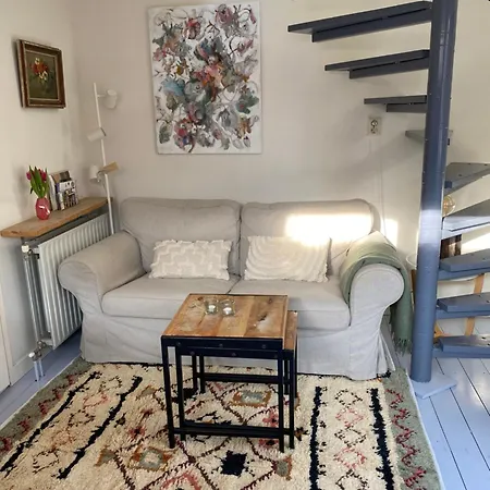Tiny House De Oude Berg Villa Bergen Exterior photo